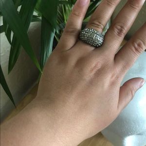 🏖Silver gunmetal rhinestone pre owned chunky ring
